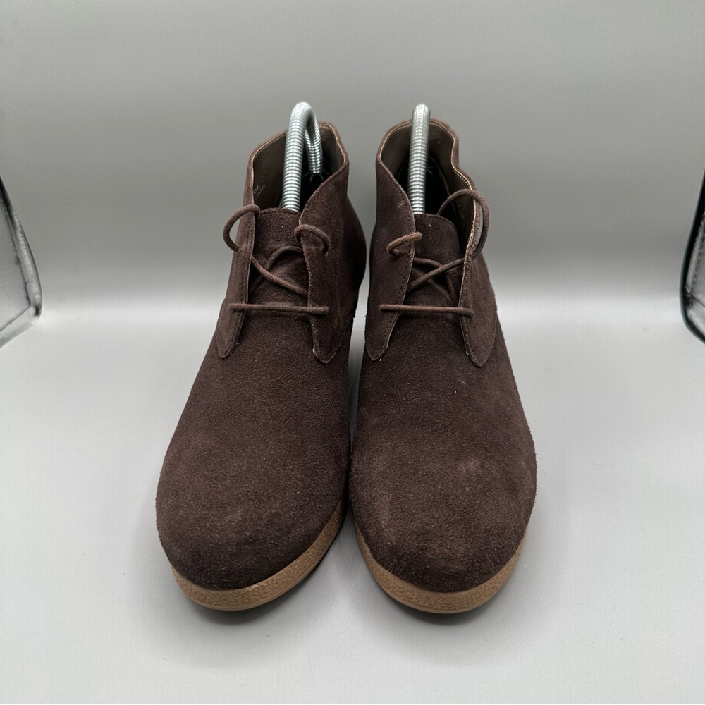 Talbots Brown Suede Leather Ankle Boots Wedge Heel Women Sz 9 Chukka - Picture 3 of 10